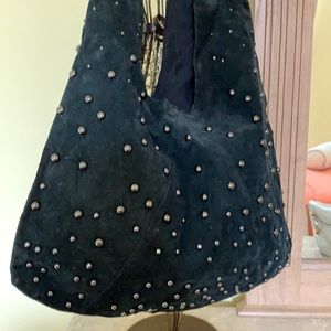 Suede hobo bag with gray pearls